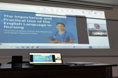 Dr. Edyta Kwilosz’un Hemşirelik Öğrencilerine Yönelik “Hemşirelik Mesleğinde İngilizcenin Önemi” Konulu Sunumu