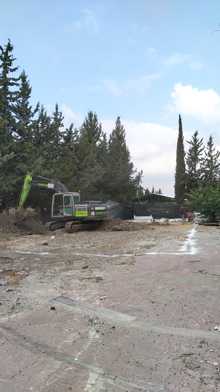 OKÜ Merkez ve İlçe Kampüslerinde Çevre Düzenleme ve Tadilat Çalışmaları Devam Ediyor